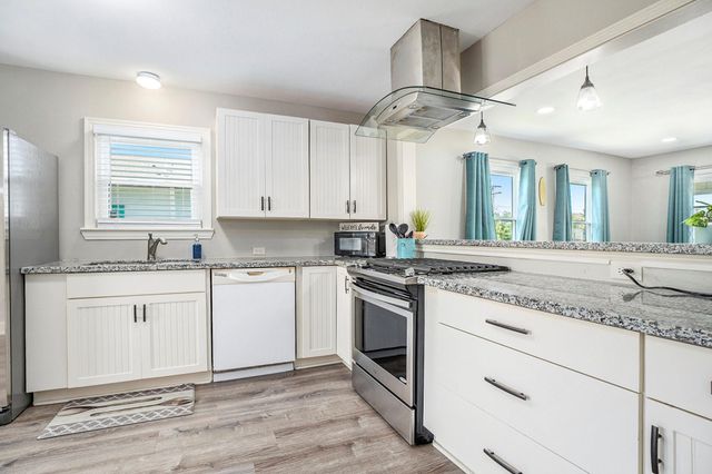 2315 67th Street, Galveston, TX 77551