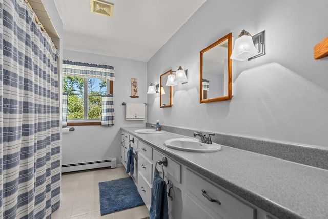 W596 BIRCH DRIVE, Pulaski, WI 54163