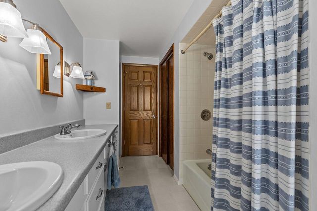W596 BIRCH DRIVE, Pulaski, WI 54163