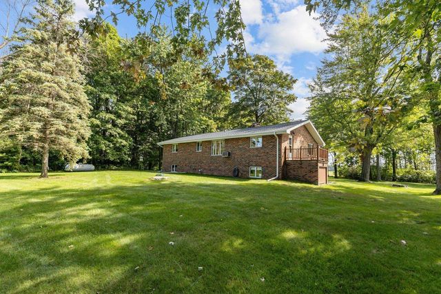 W596 BIRCH DRIVE, Pulaski, WI 54163
