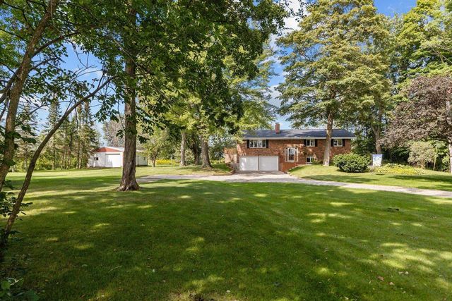 W596 BIRCH DRIVE, Pulaski, WI 54163
