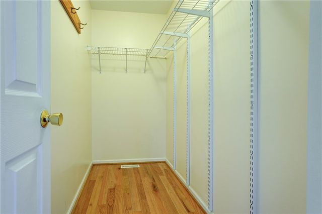 73 Logans Run, Greece, NY 14626