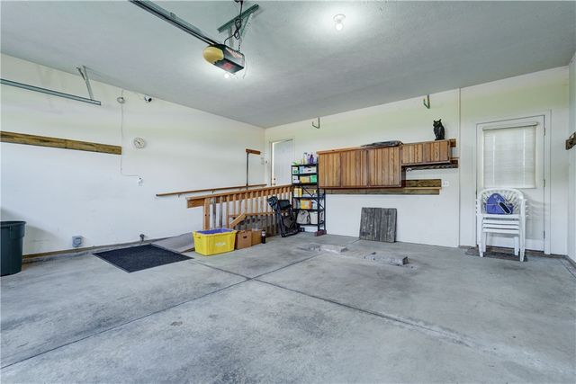 73 Logans Run, Greece, NY 14626