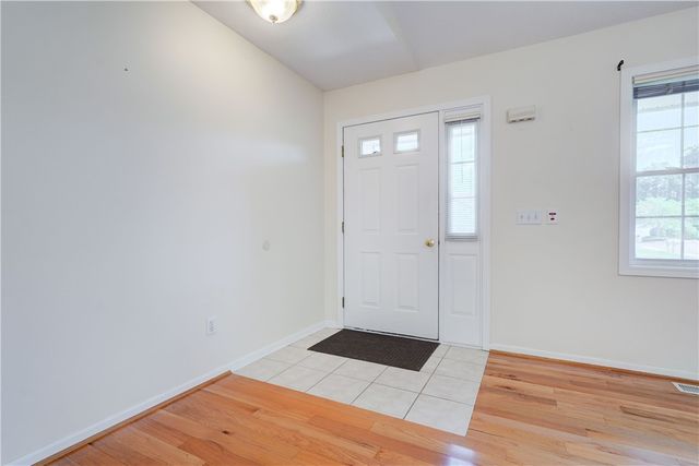 73 Logans Run, Greece, NY 14626