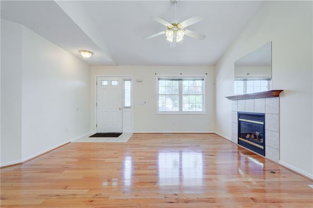 73 Logans Run, Greece, NY 14626