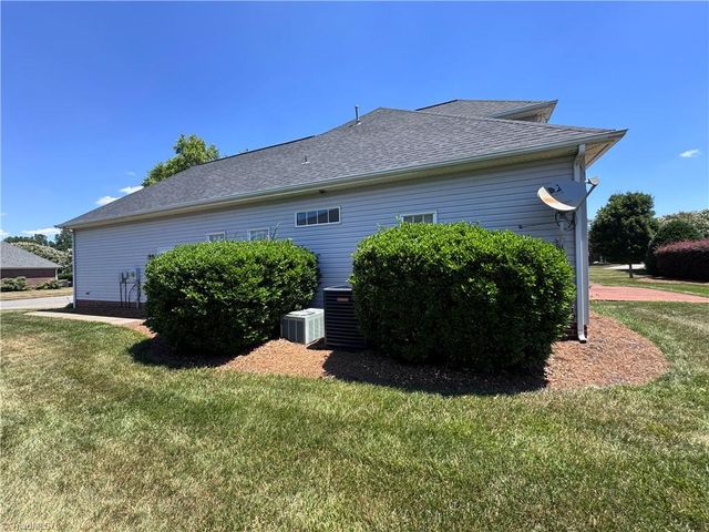 105 Old Course Drive, Advance, NC 27006