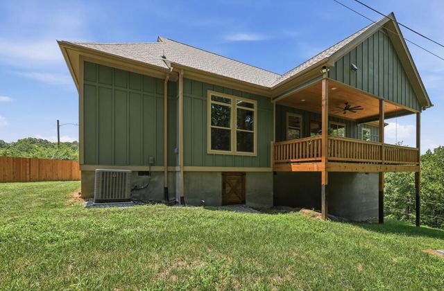 3556 Cottonwood Lane, Chattanooga, TN 37406