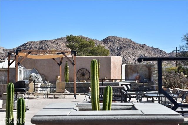 61611 Alta Loma Drive, Joshua Tree, CA 92252