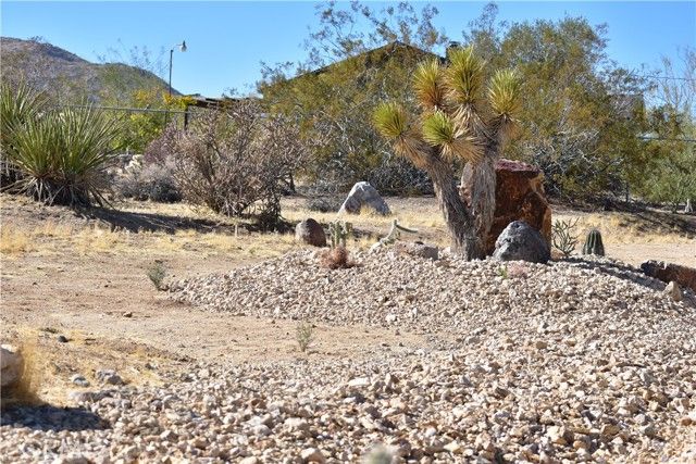 61611 Alta Loma Drive, Joshua Tree, CA 92252