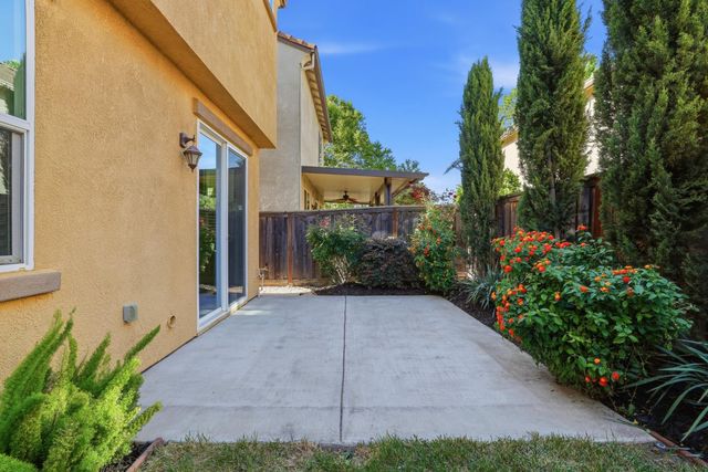 2124 Camino Real Way, Roseville, CA 95747