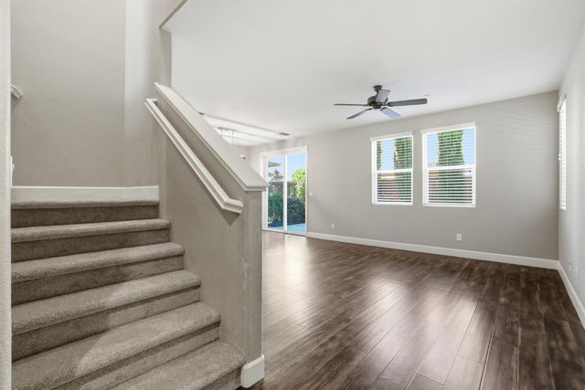 2124 Camino Real Way, Roseville, CA 95747