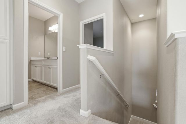 2124 Camino Real Way, Roseville, CA 95747
