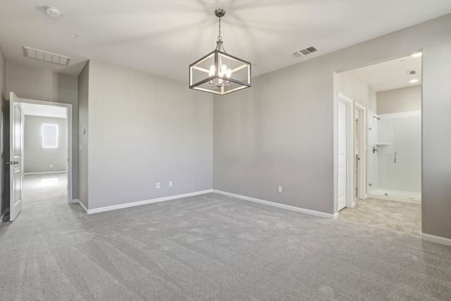 2124 Camino Real Way, Roseville, CA 95747