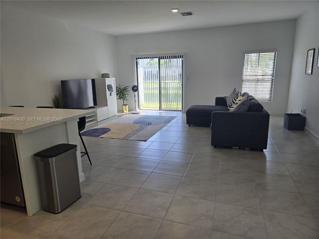 844 NW 3rd Way 844, Pompano Beach, FL 33060