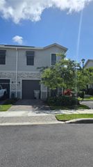 844 NW 3rd Way 844, Pompano Beach, FL 33060