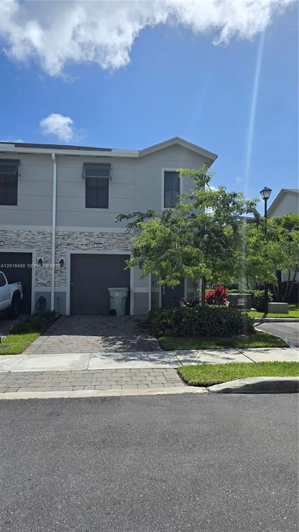 844 NW 3rd Way 844, Pompano Beach, FL 33060
