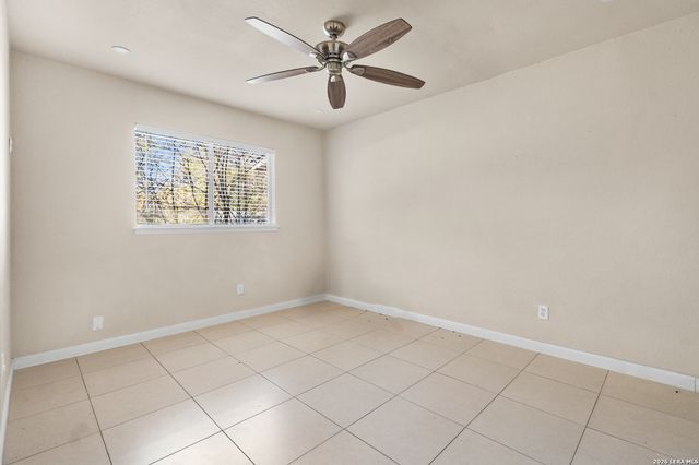7319 WHITHERS LN, San Antonio, TX 78240
