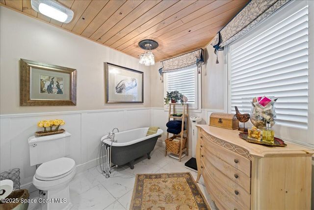 254 Seaview Street B, Melbourne Beach, FL 32951