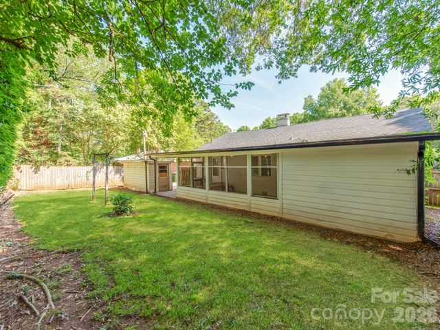 3414 June Drive, Charlotte, NC 28205