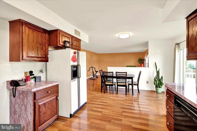 209 BATTENKILL DR, Douglassville, PA 19518
