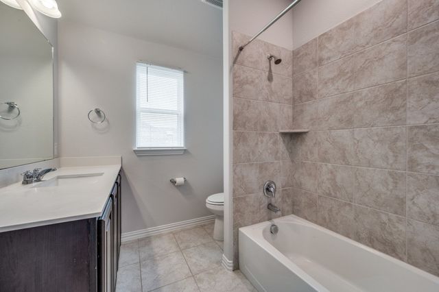 632 Lake Cove Drive, Little Elm, TX 75068