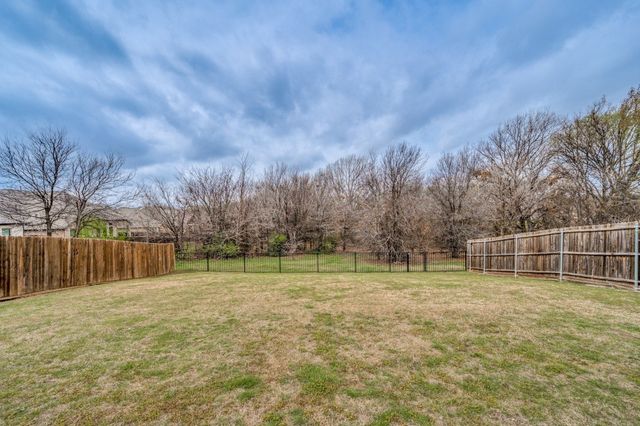 632 Lake Cove Drive, Little Elm, TX 75068