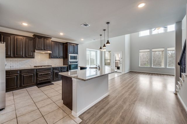 632 Lake Cove Drive, Little Elm, TX 75068