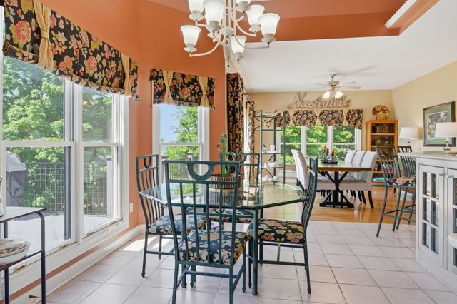 305 Harbor Dr, Old Hickory, TN 37138