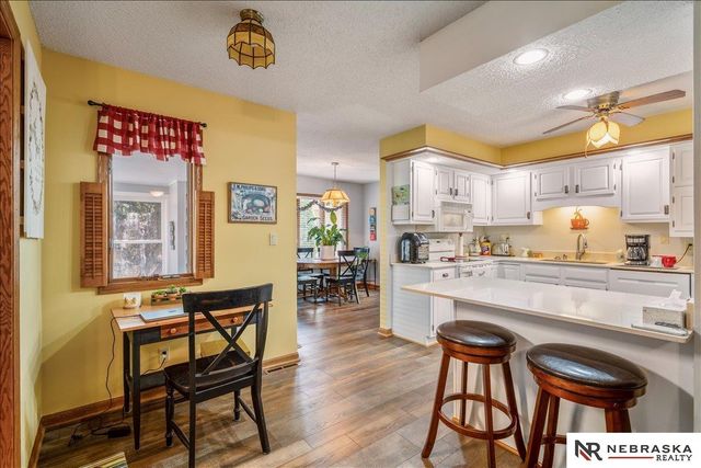 3520 S Hope Court, Lincoln, NE 68502
