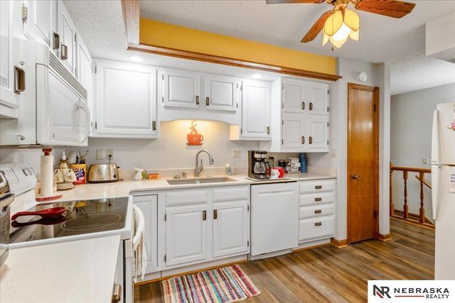 3520 S Hope Court, Lincoln, NE 68502