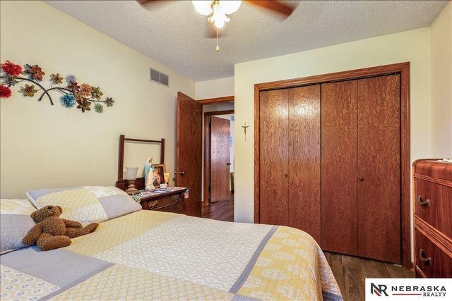 3520 S Hope Court, Lincoln, NE 68502