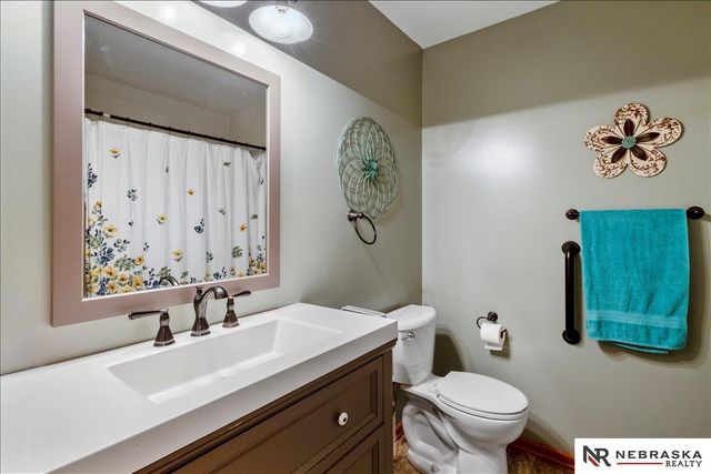 3520 S Hope Court, Lincoln, NE 68502