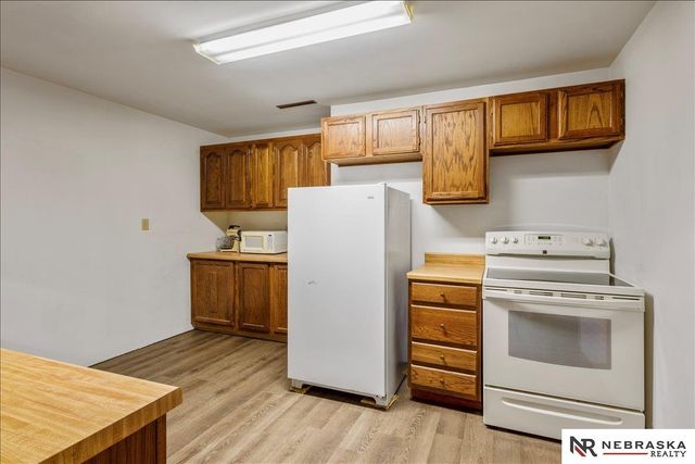 3520 S Hope Court, Lincoln, NE 68502