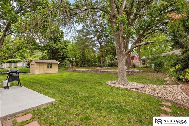 3520 S Hope Court, Lincoln, NE 68502