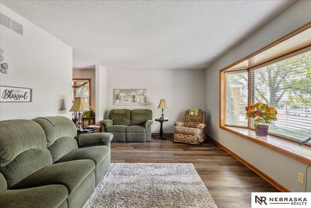 3520 S Hope Court, Lincoln, NE 68502
