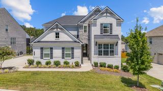 1096 River Oaks Blvd, Lebanon, TN 37090