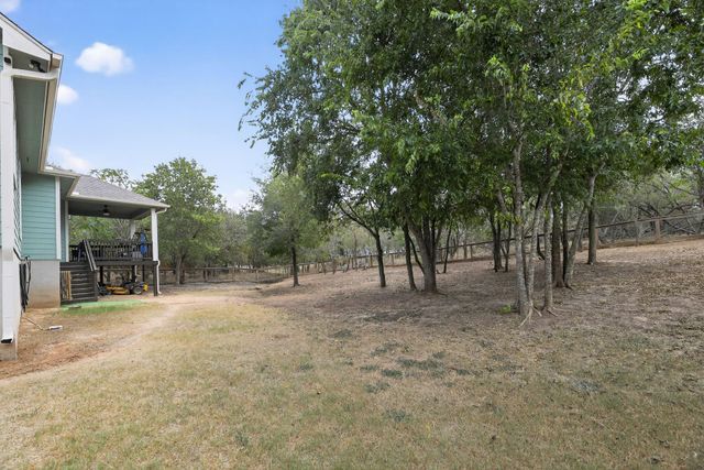 331 Nene LN, Bastrop, TX 78602