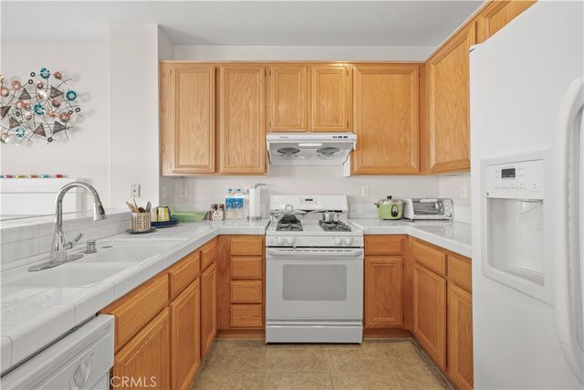 1465 Starburst, West Covina, CA 91790