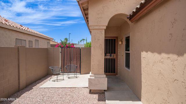 17810 N PHOENICIAN Drive, Surprise, AZ 85374