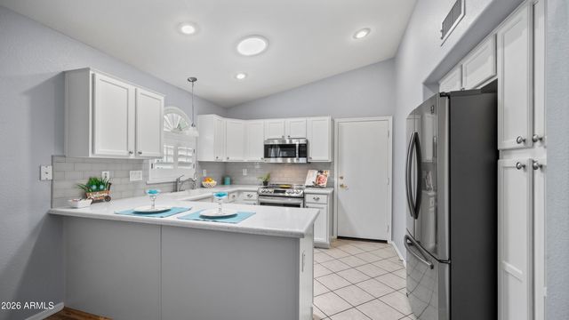 17810 N PHOENICIAN Drive, Surprise, AZ 85374