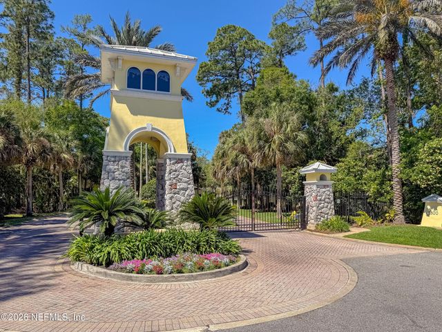 1800 THE GREENS Way 501, Jacksonville Beach, FL 32250