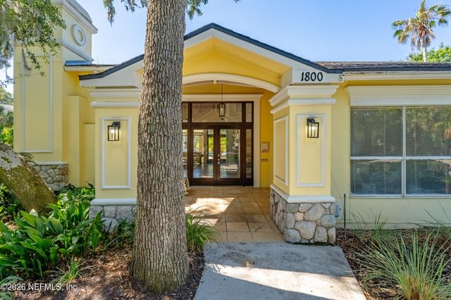 1800 THE GREENS Way 501, Jacksonville Beach, FL 32250