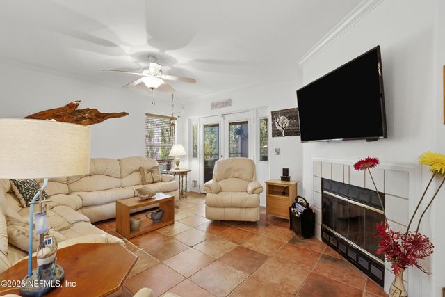 1800 THE GREENS Way 501, Jacksonville Beach, FL 32250
