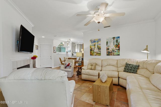 1800 THE GREENS Way 501, Jacksonville Beach, FL 32250