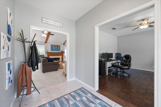 2806 Augusta Lane, Arlington, TX 76012