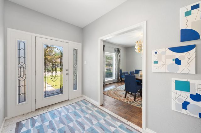 2806 Augusta Lane, Arlington, TX 76012