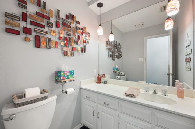 2806 Augusta Lane, Arlington, TX 76012