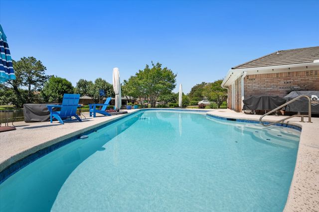 2806 Augusta Lane, Arlington, TX 76012