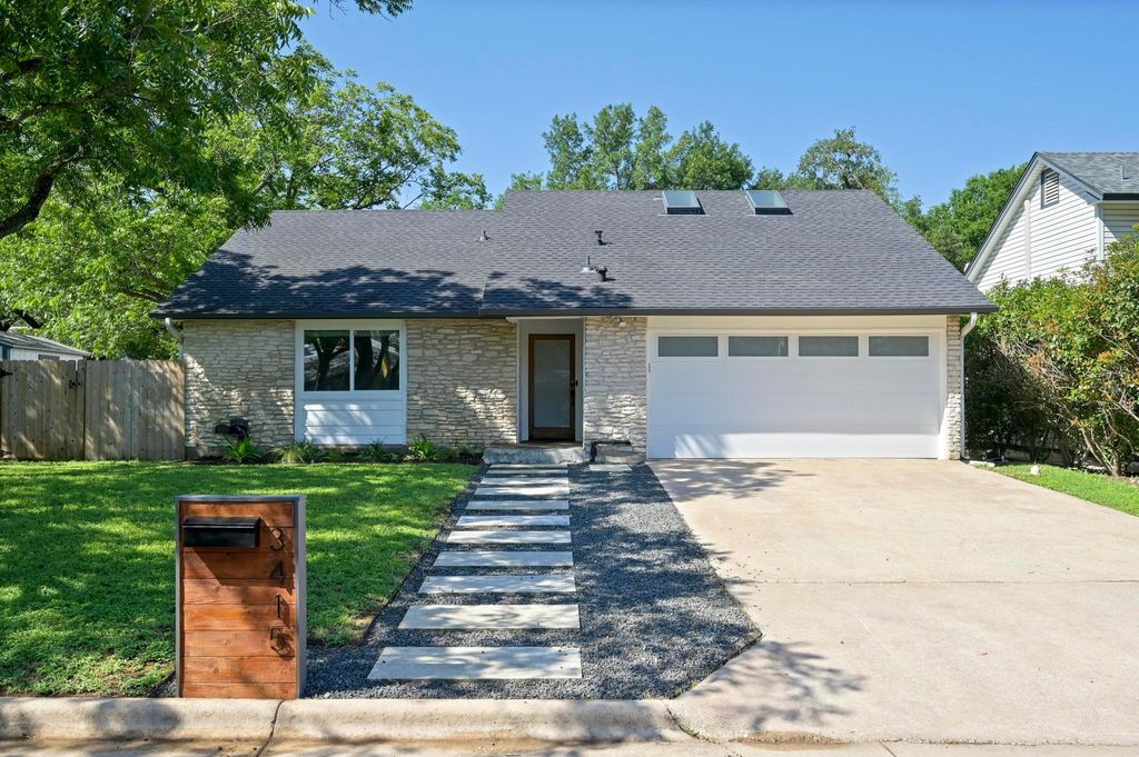 3415 Clarksburg DR, Austin, TX 78745