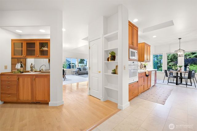 309 Bayside Road, Bellingham, WA 98225